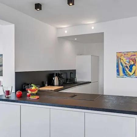 Terrace 11 Comfortable Ulstrupfeld