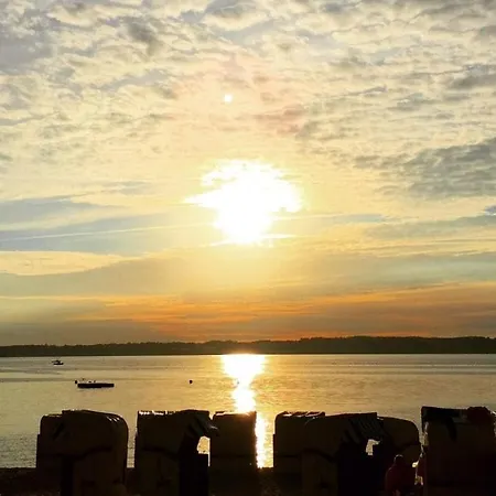 Terrace 11 Comfortable Ulstrupfeld